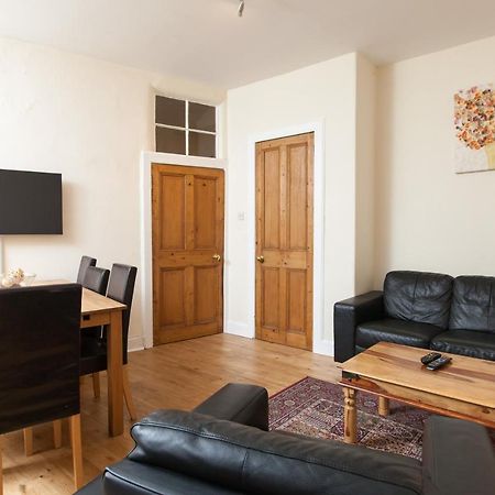 Cozy Apartment Beside Edinburgh Castle!!! Extérieur photo